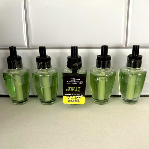 Bath & Body Works Other - 14 Aloha Kiwi Passionfruit Wallflower Refills